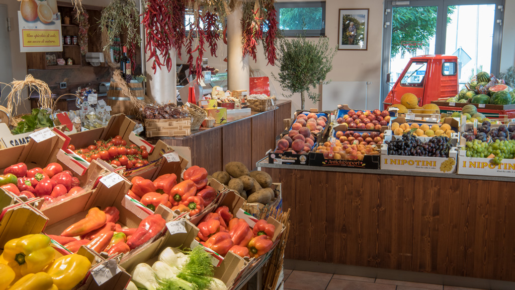Frisches Obst und Gemüse in unserem Laden in Zwickau